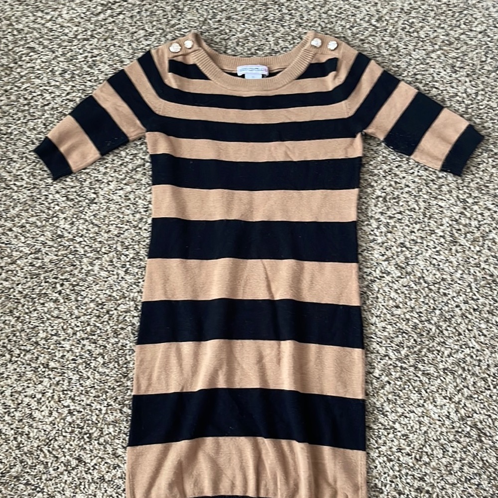women’s small black and tan sweater dress